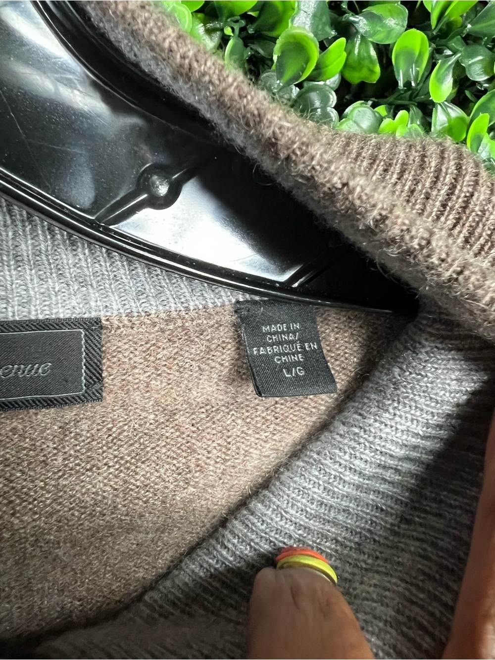 SAKS FIFTH AVENUE | 100% Cashmere Half-Zip Sweater - Picture 6 of 7